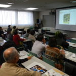 「家庭でもできるトピアリーの作り方」講演会開催