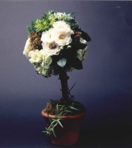 切り花トピアリー