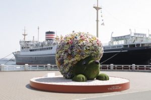 山下公園にガーデンベアの立体花壇登場【都市緑化よこはまフェア】